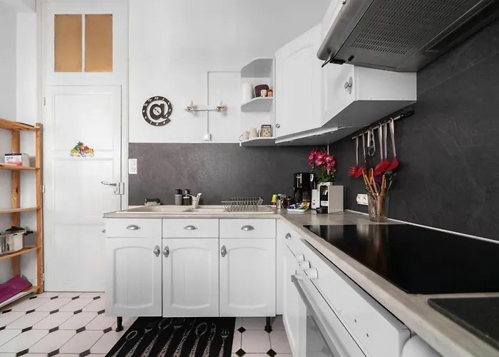 Le Lasteyras - En Centre *